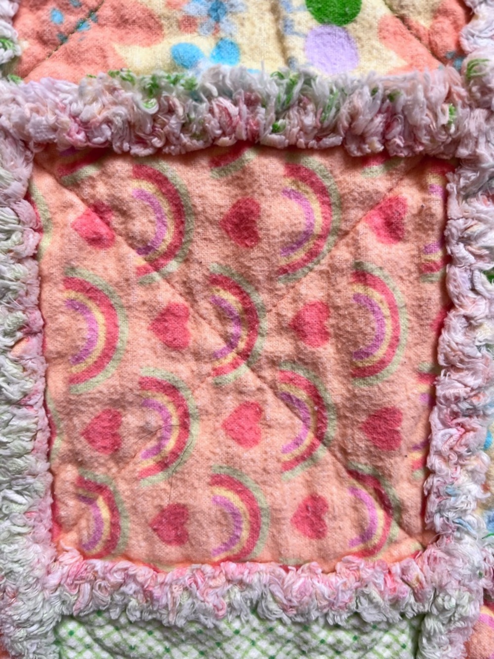 Homemade quilt - Picture 4 of 11